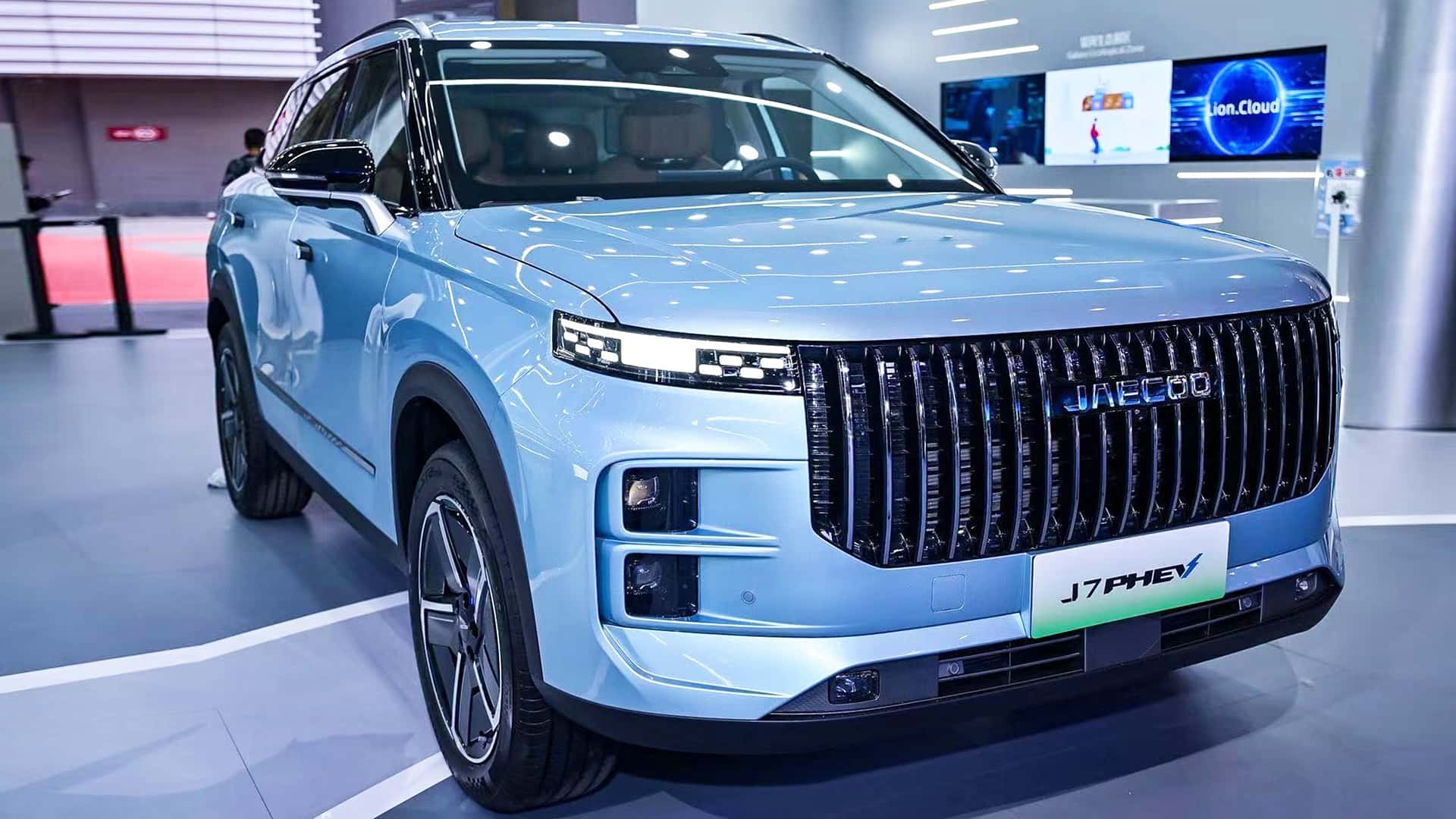 جايكو J7